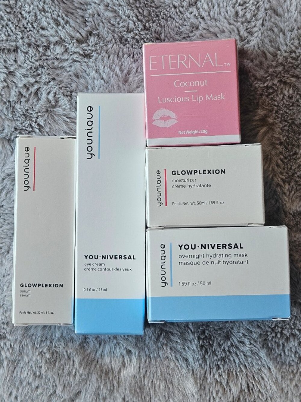 YOUNIQUE 5-Piece Skin Care KIT - GLOWPLEXION, YOU·NIVERSAL